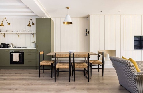 St. Mary's Park House | Battersea Set – 3 Bedroom Home with Garden