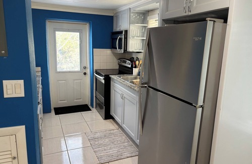 Staniel Cay Cottage | Bayview Cottage