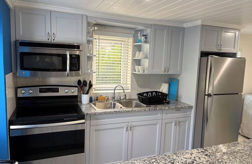 Staniel Cay Cottage | Bayview Cottage
