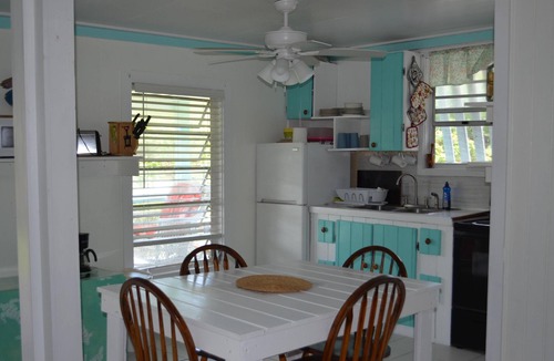 Cherokee House | Bea's Beach Cottage Casuarina Point Abaco