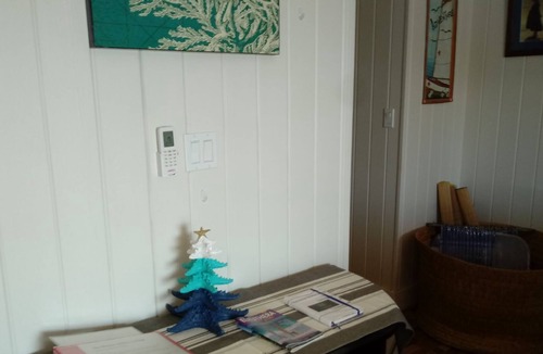 Rainbow Bay Cottage | Beach days on winter days