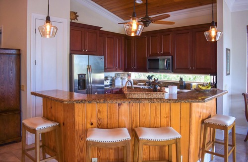 Green Turtle Cay House | Beachfront Bliss on Coco Bay - Private Beach, Dock, Sunset Views