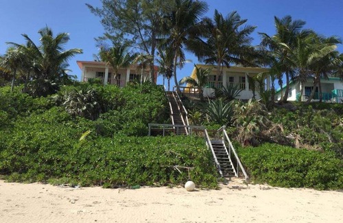 North Palmetto Point Villa | Beachfront Cottage with 50 Mile Ocean View and Pool Access