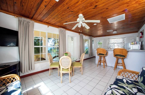 North Palmetto Point House | Beachfront Cottage with 50 Mile Ocean View and Pool Access