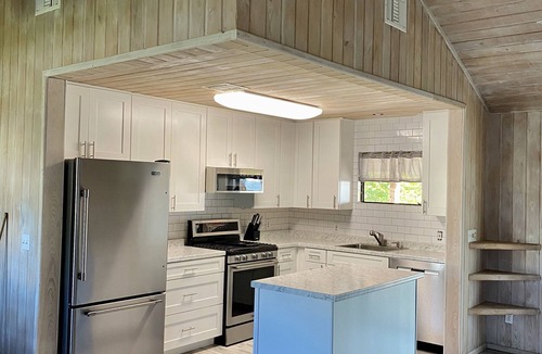 Bahama Palm Shores House | Beachfront Home in secluded Casuarina Point