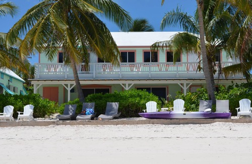 Spanish Wells Apartment | Beachfront large 2/2 on Spanish Wells' northside beach. Sun deck by the water.