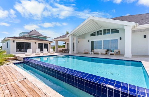 Forbes Hill Villa | Beachwood Villa, Oceanfront near sand flats! Most 5-stars on the island!