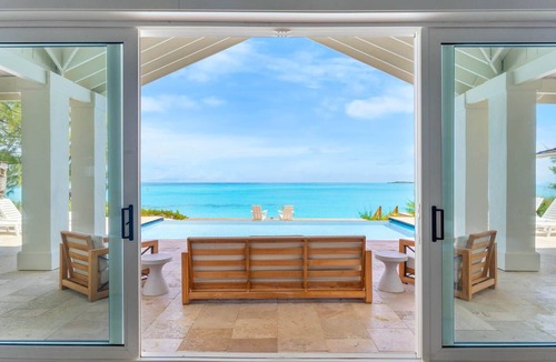 Forbes Hill Villa | Beachwood Villa, Oceanfront near sand flats! Most 5-stars on the island!