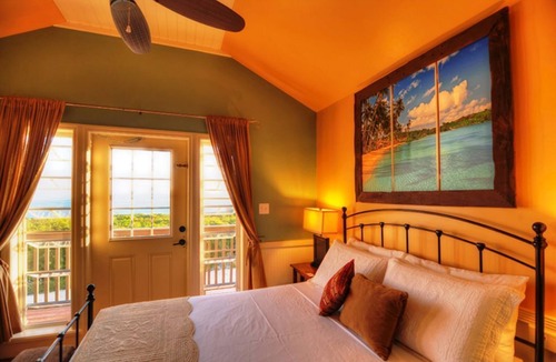 Governor's Harbour House | Beautiful Queen Studio Villa Allamanda