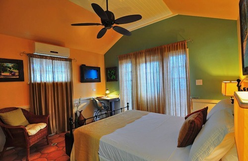 Governor's Harbour House | Beautiful Queen Studio Villa Allamanda