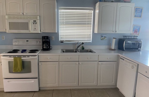 South Bimini House | Beautiful 3/2 Townhouse with Inlet views - Sleeps 7 Unit 20A