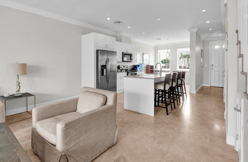 Palm Cay House | Beautiful 4-bedroom townhome in enchanting Palm Cay with WiFi, ACnn