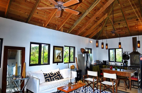 Marsh Harbour Villa | Beautiful Beachfront Villa