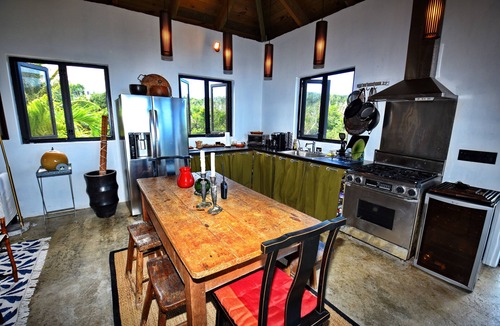 Marsh Harbour Villa | Beautiful Beachfront Villa