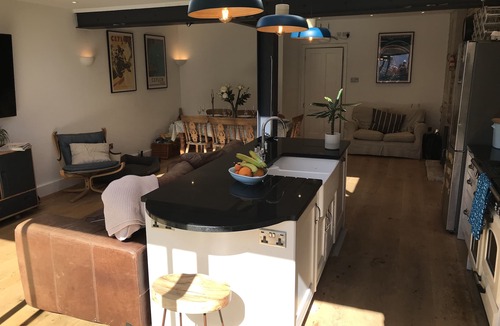 Swanage House | Beautiful Edwardian 4 Bed Townhouse Near Beach Dogs Welcome