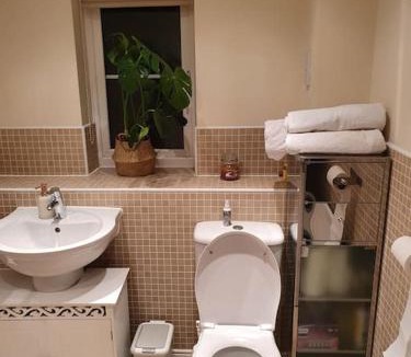 Wellingborough House | Beautiful ensuite room