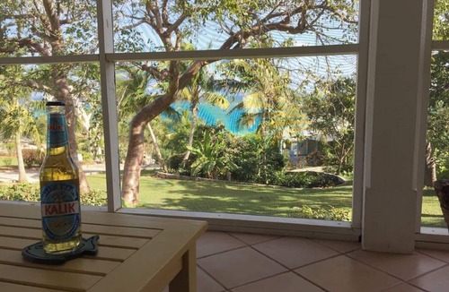Governor's Harbour House | Beautiful Hibiscus House