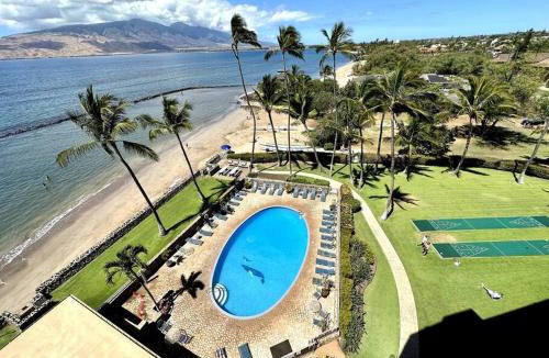 Kihei Apartment | Beautiful Oceanfront, AC In Each Room, Sleeps 6