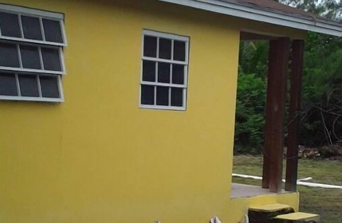 Congo Town House | beautiful Quaters