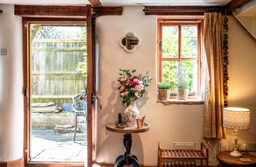 Wallingford House | Beautiful Two Bedroom Cottage in Oxfordshire