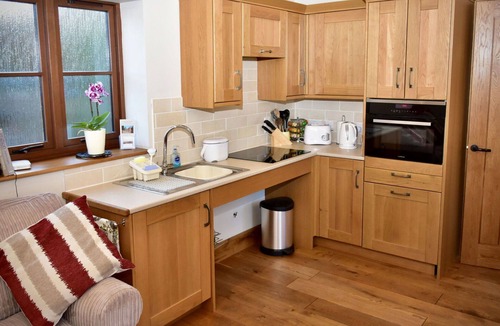 Wollerton House | Beautiful villa for 3 people with TV and pets allowed