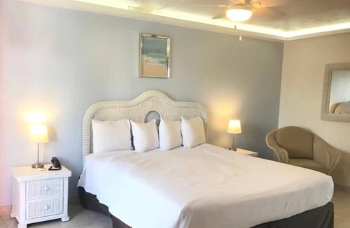 Lucaya Hotel | Bell Channel Inn Hotel