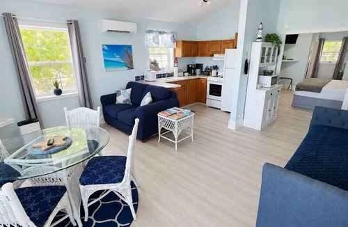 George Town Villa | Bella Vista Breeze - Beachfront Oasis awaits your arrival.