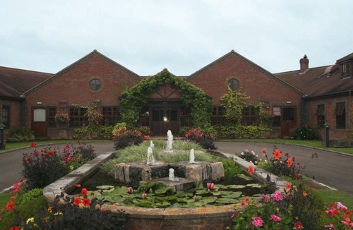Charlton-on-Otmoor Hotel | Bernwood Park Hotel