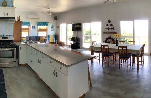 Clarence Town House | Best Beach House at Turtle Cove/Dean's Blue Hole! Steps To The Private Beach.
