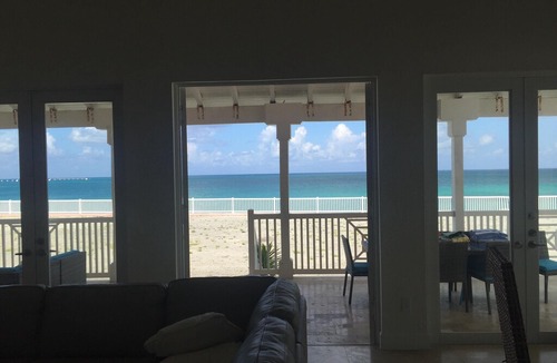 Alice Town House | Bimini Bay Resort and Marina/Oceanfront Luxury 4 bedroom Villa