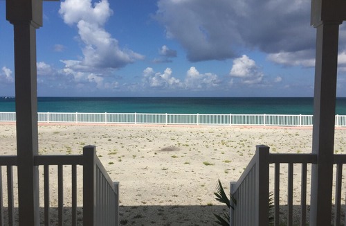 Alice Town House | Bimini Bay Resort and Marina/Oceanfront Luxury 4 bedroom Villa