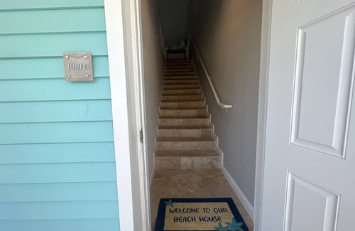 North Bimini Apartment | Bimini Breeze 2/2 Apartment