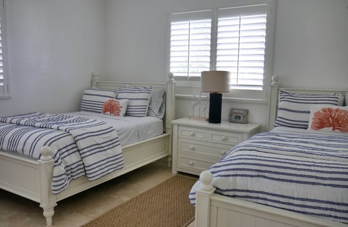 Alice Town House | Bimini Island House @Resorts World Bimini enclave.