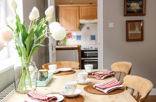 Stanton Upon Hine Heath Cottage | Blossom's Cottage, Shawbury