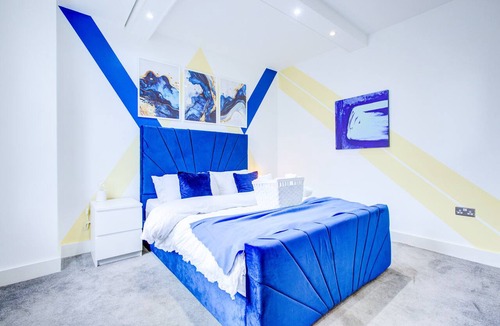 Sutton Central Apartment | Blue Moon, 1 Bed High Street