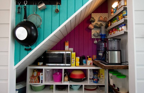 Spanish Wells House | Boo's Bungalow - Family and Dog Friendly Waterfront, NOT BEACHFRONT, Cottage