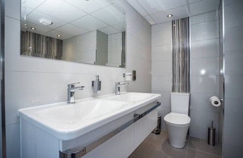 Newcastle-Under-Lyme Hotel | Borough Arms Hotel