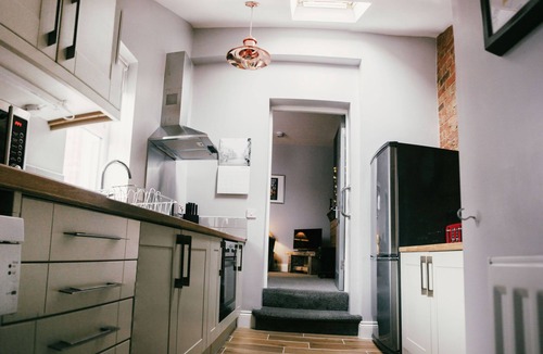 Gateshead Apartment | Boutique Heritage Apartment, Sleeps 4