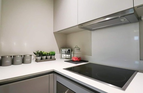 Welwyn Garden City Apartment | ✨ Boutique One Bedroom in Prime Location Welwyn Garden City - City Centre ✨