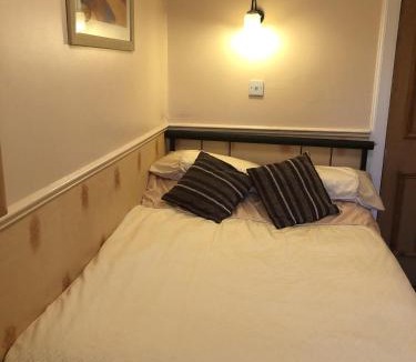 Gifford House | Brae Guesthouse