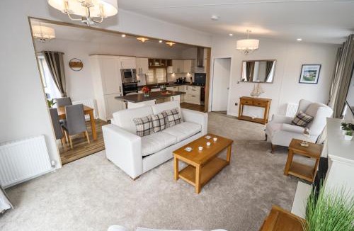 Runswick Bay House | Bramblewick