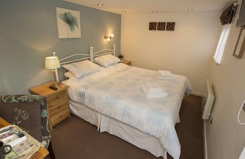 Poundbury Bed & Breakfast | Bramlies