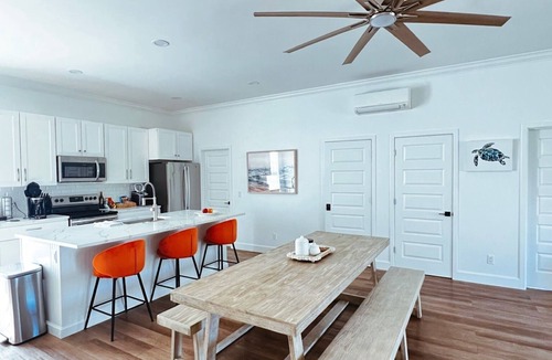 Green Turtle Cay House | Brand new 3-bedroom house in charming Green Turtle Cay with short walk to beach