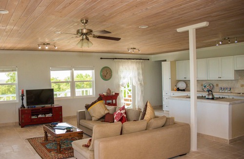 Great Exuma Apartment | Breathtaking views, outstanding accommodation - Pool, Deck & Solar