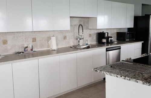 Great Exuma Apartment | Breathtaking views, outstanding accommodation - Pool, Deck & Solar