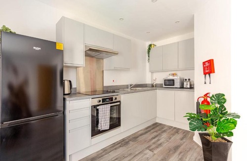Chinatown Apartment | Bright 1-Bed Apartment In City Centre Liverpool
