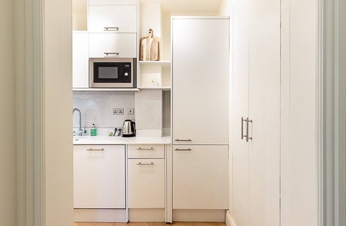 South Hampstead Apartment | Bright & Modern Hampstead Apartment
