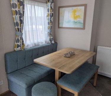 Swanage Other | Bright, modern & stylish deluxe caravan located on the very popular Swanage bay view holiday park