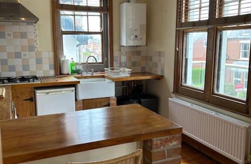 Sheringham Apartment | Bright, spacious flat close to beach, Cliff Road
