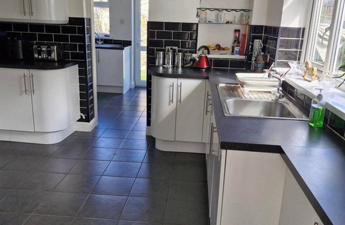 Southport House | Bright Spacious House near Birkdale Golf Club (The Open)